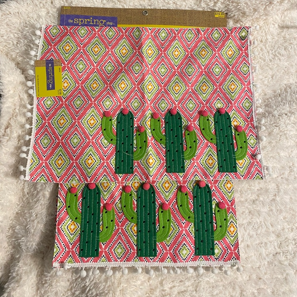 Cactus Placemats and Table Runner